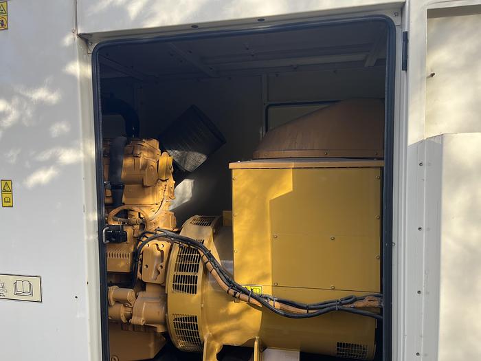 Used Used Caterpillar C15 Diesel Generator 429 Hrs EPA Tier 2 Â , 400 KW
