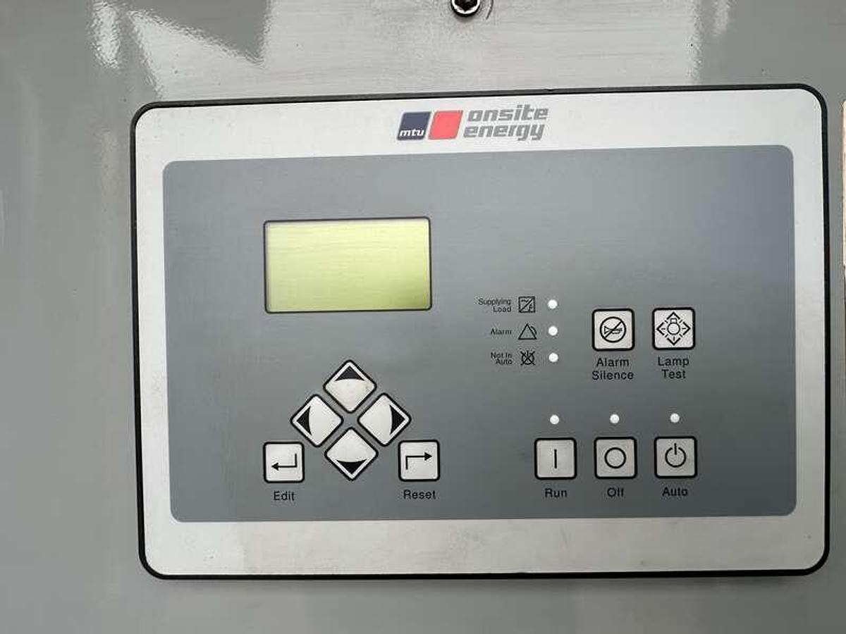 Used Used MTU DS550 12V1600G10S Diesel Generator 119 Hrs EPA Tier 2 550 kW