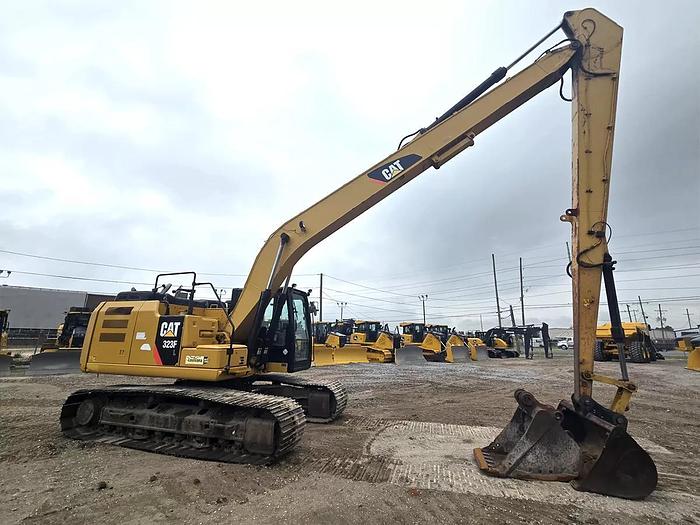 Used 2015 Caterpillar 323FL