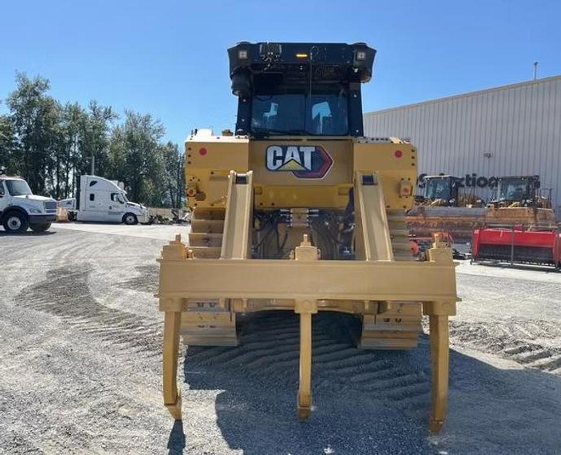 Caterpillar D7 NEW 2023 NEVER UNPACKED YET