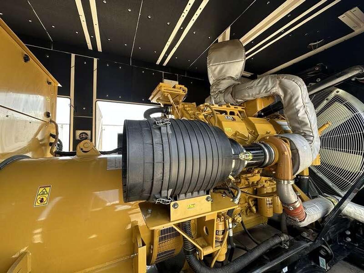 Used 2021 Caterpillar MODEL: C32