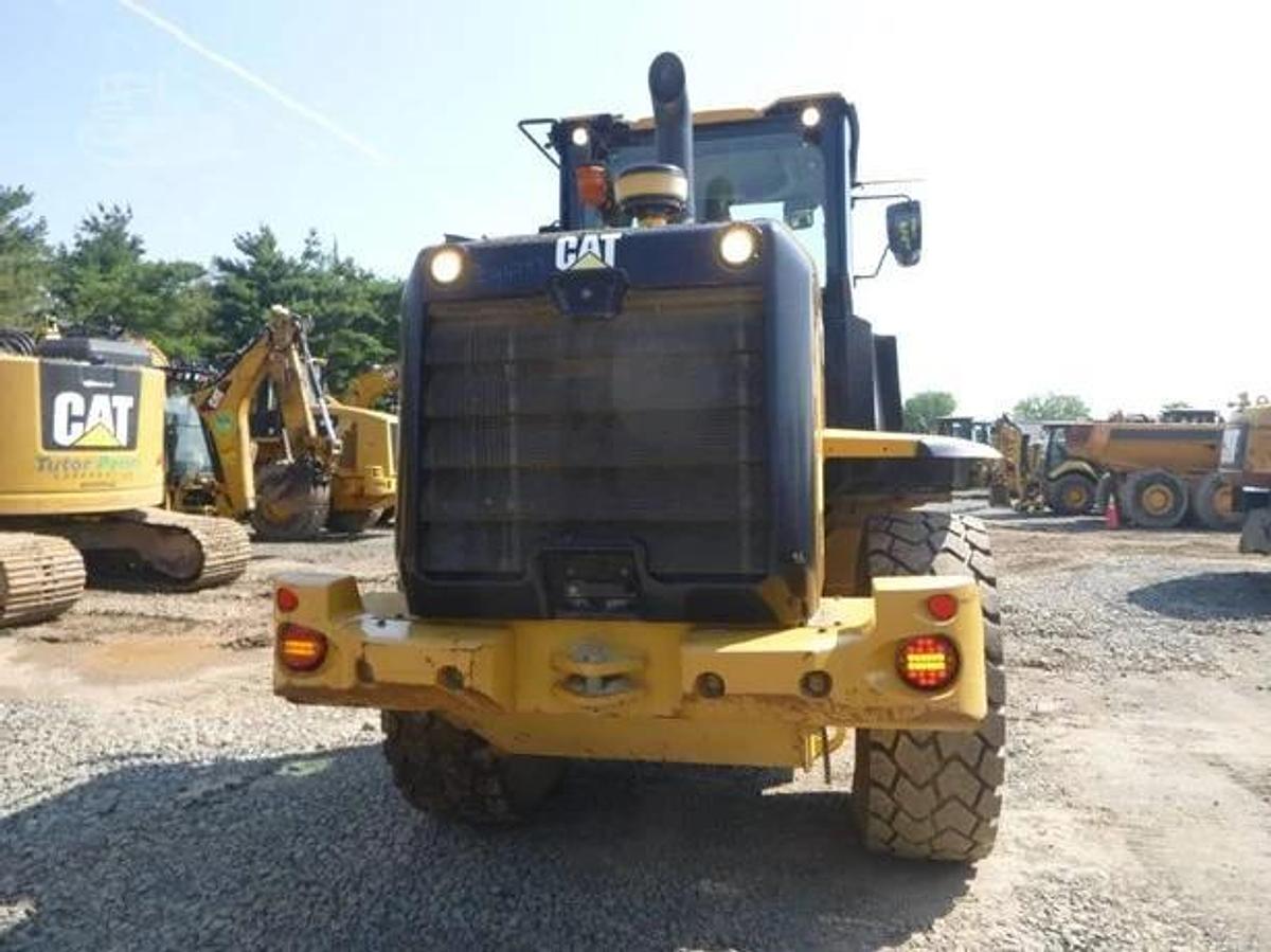 Used 2016 Caterpillar 926M