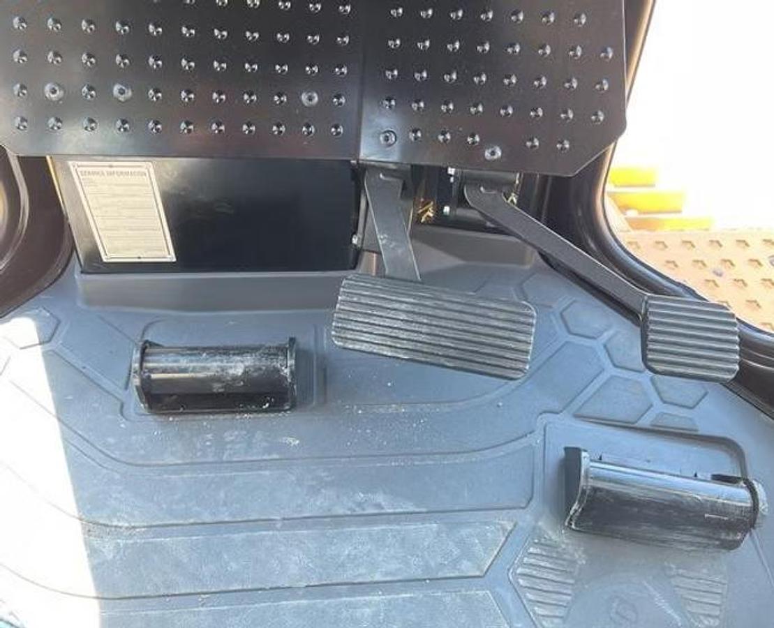 Caterpillar D7 NEW 2023 NEVER UNPACKED YET