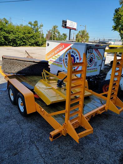 Used 1979 Massey ferguson 245 TRAILER & ACCESSORIES