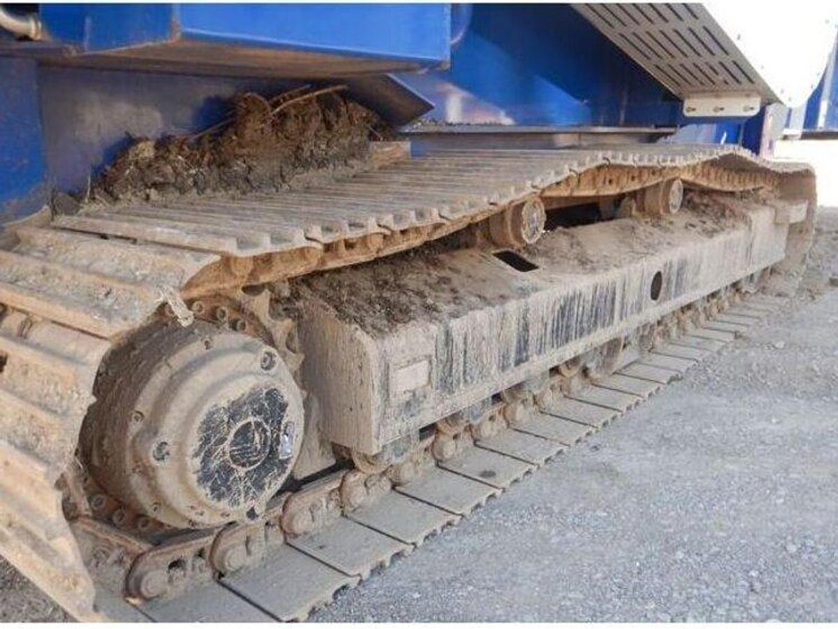 Used 2018 Peterson 5710D Horizontal Grinder - Low Hours, High Capacity