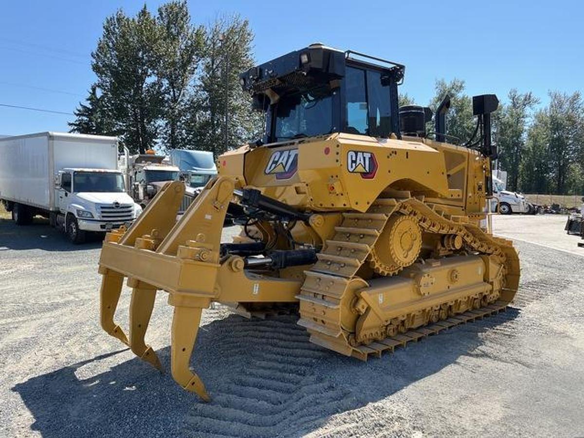 D7 Track type Tractor