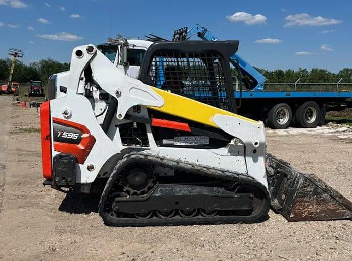 Used 2022 BOBCAT T595 Year - 2022 Model - T595 Hours - 900