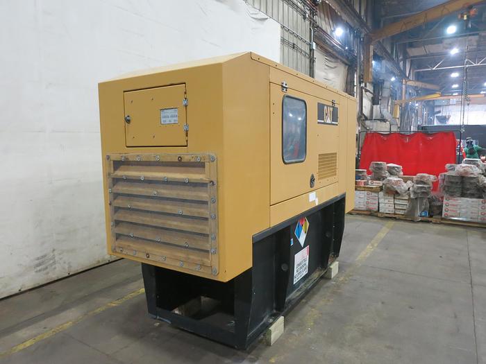 Used Used Caterpillar D60-4S Diesel Generator, 351 Hrs, EPA Tier 3, Single Phase, 60 KW