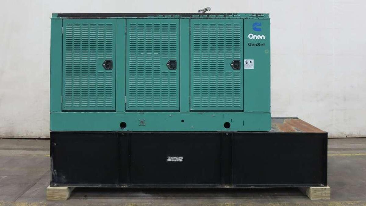 Used Used Cummins DGDA Diesel Generator, 728 Hrs