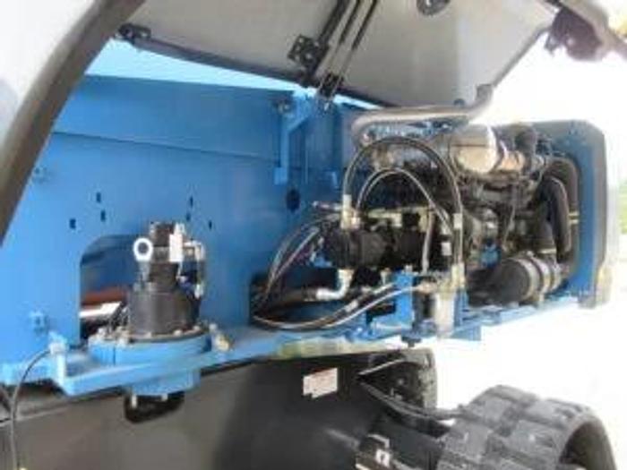 NEW 2024 GENIE S-65 XC TRAX