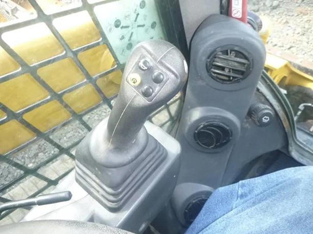 Used 2023 Caterpillar 259D3