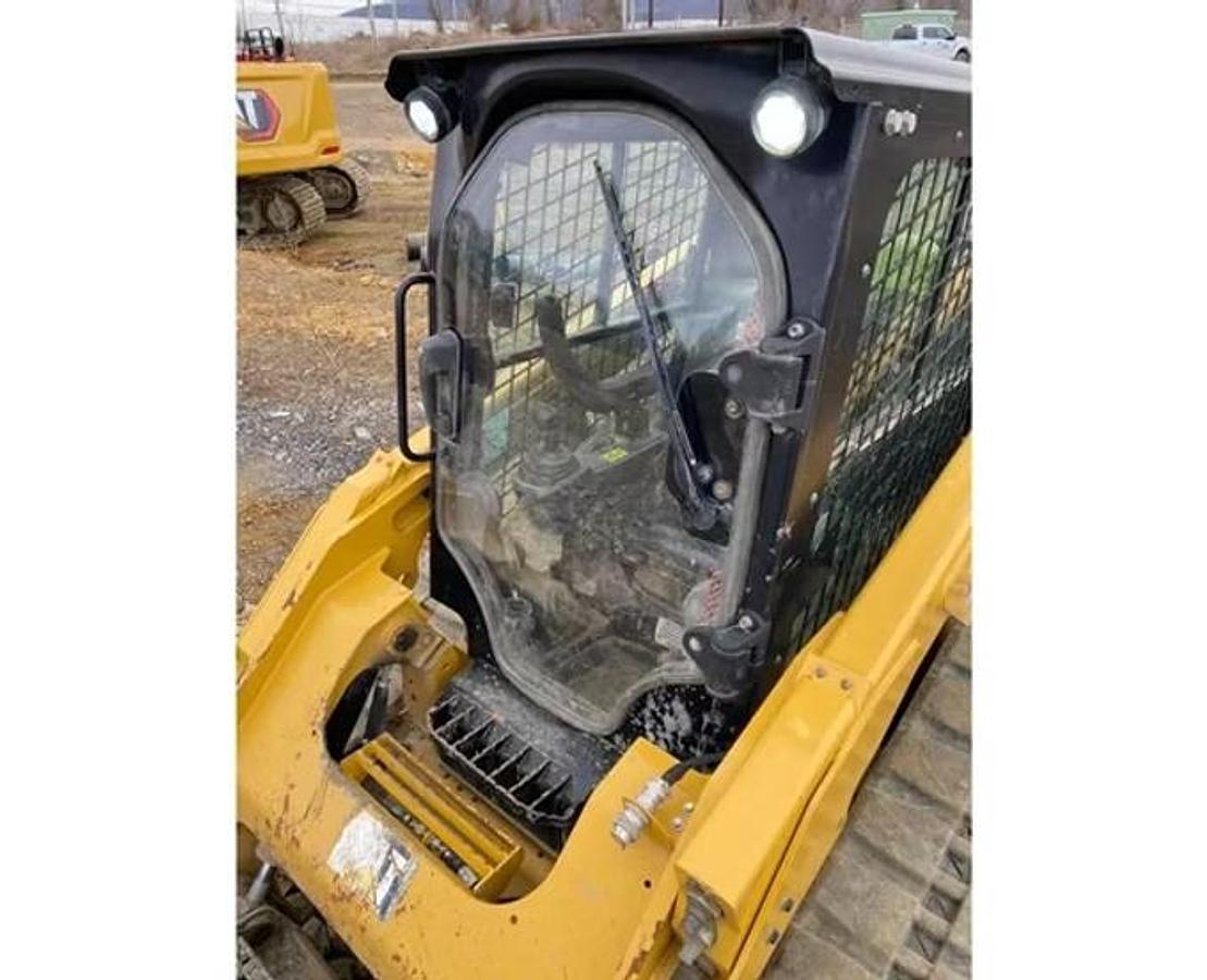 Used CATERPILLAR 279D Compare Track Skid Steers 2019