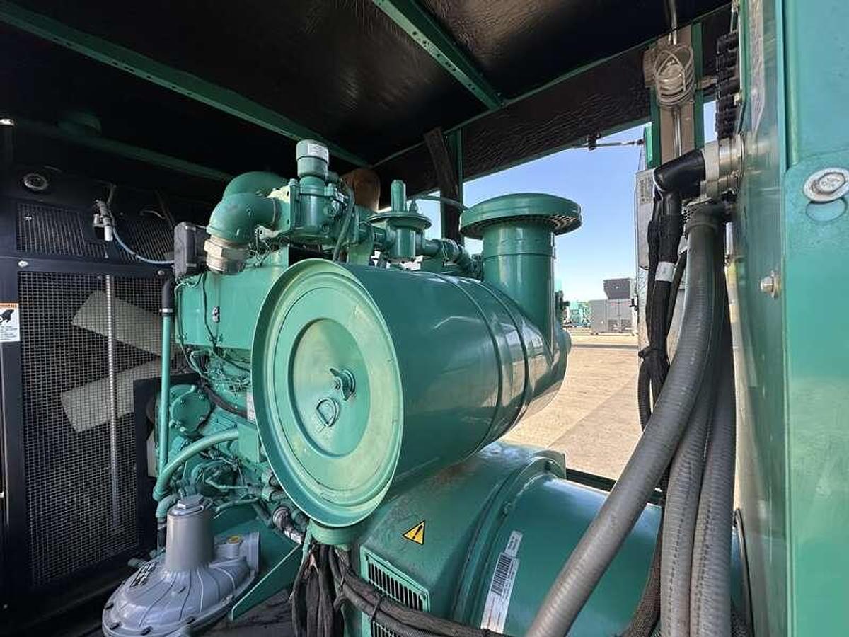 Used Used Cummins GFBC GTA855-G3 Natural Gas Generator, 124 Hrs 250 kW