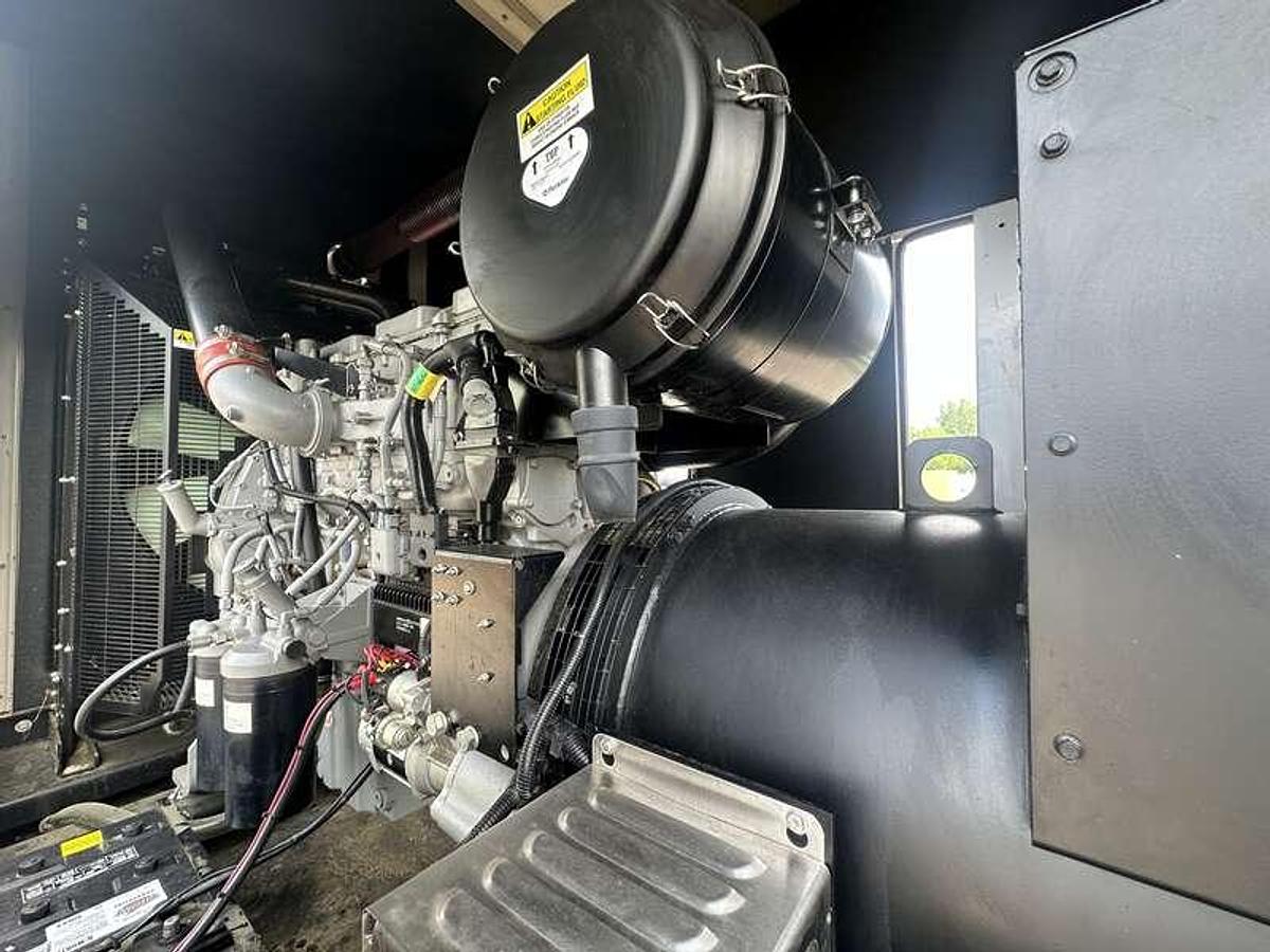Used Used Taylor TD300 Perkins Engine Diesel Generator, 97 Hrs, EPA Tier 3 300 kW