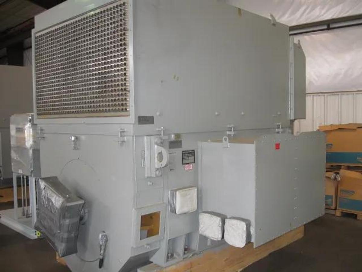2004 4200kW Waaukesha Three-Phase Industrial Generator with 0 Hrs