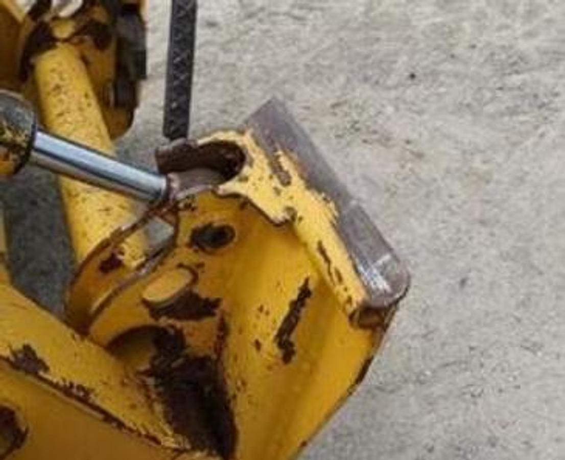 Used John Deere 250A Skid Steer (NEW REBUILT ENGINE) 2001