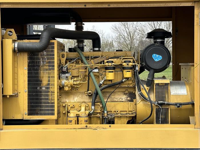 Used Used Caterpillar Olympian D125P1 Diesel Generator, 447 Hrs, 125 KW