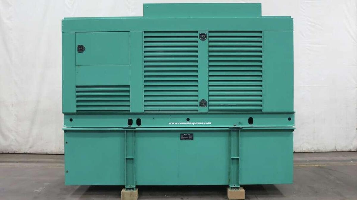 Used Used Cummins DFCB Diesel Generator, 374 Hrs 300 kW