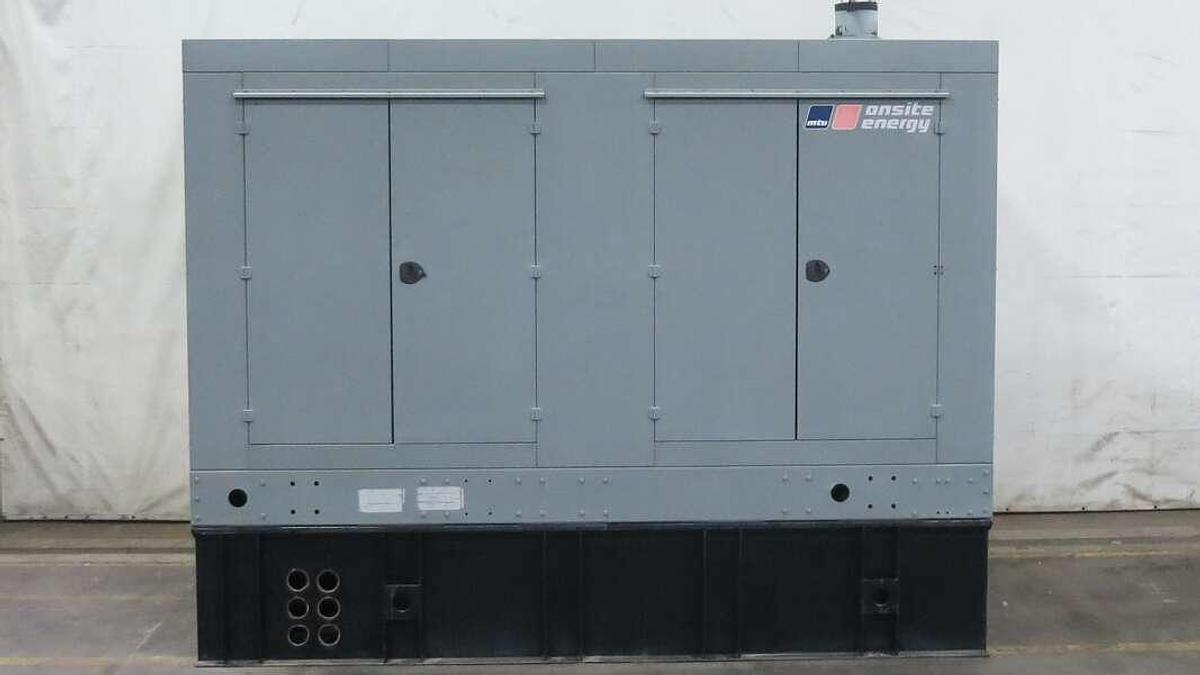 Used Used MTU DS600 12V1600G80S Diesel Generator, 293 Hrs, EPA Tier 2 600 kW