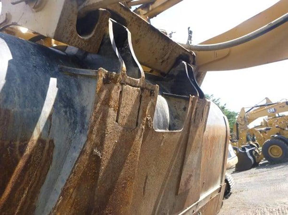 Used 2016 Caterpillar 926M