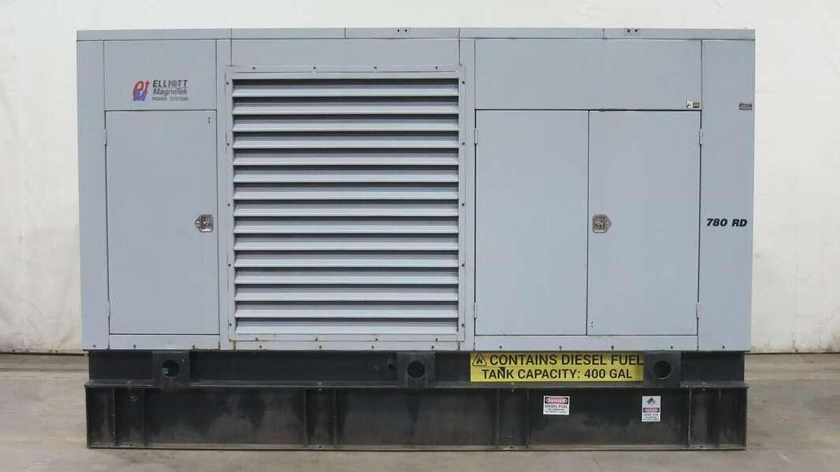 Used Used Elliot 780 RD Diesel Generator, 306 Hrs  750 kW