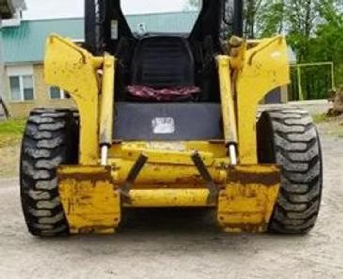 Used John Deere 250A Skid Steer (NEW REBUILT ENGINE) 2001