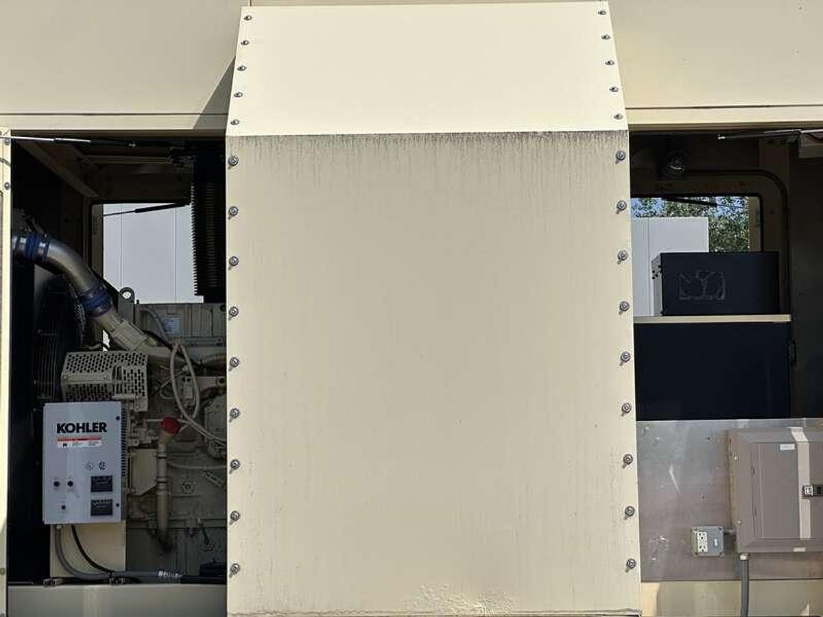 Used Used Kohler 300REOZV Diesel Generator, 308 Hrs 300 kW