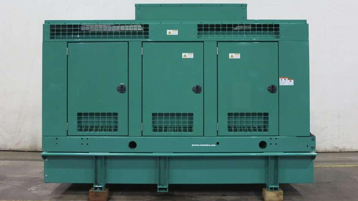 Used Used Cummins DFEJ QSX15-G9 NR2 Diesel Generator 38 Hrs EPA Tier 2 450 kW