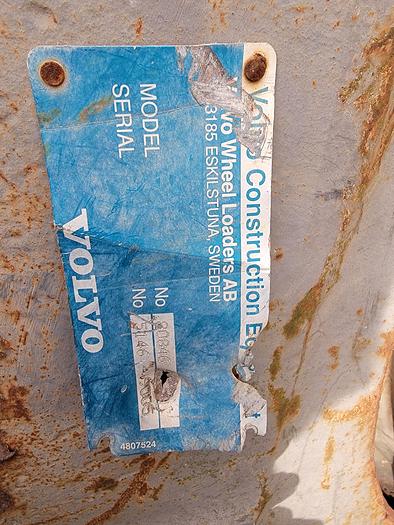 Used 2004 Volvo L110E