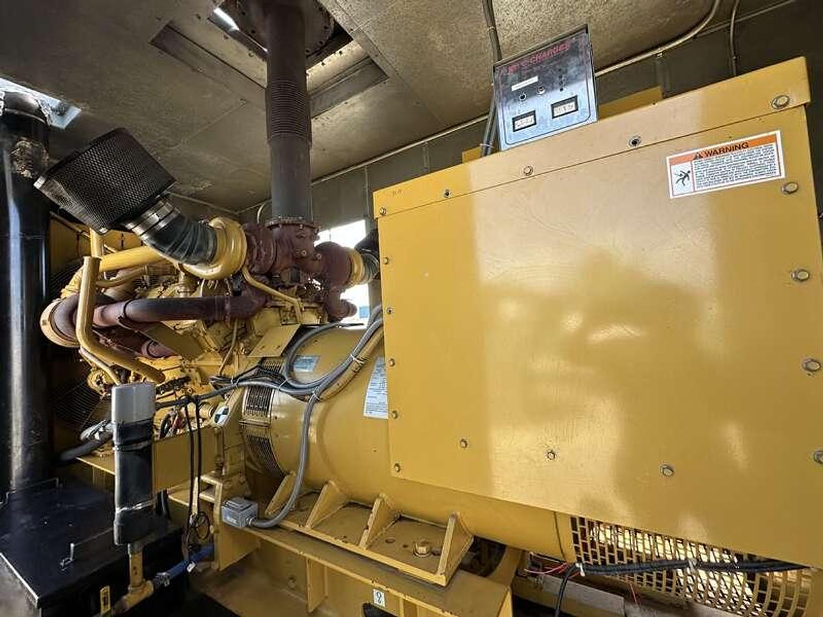 Used OK let's get this onesed Caterpillar 3412 Diesel Generator, 852 Hrs 800 kW