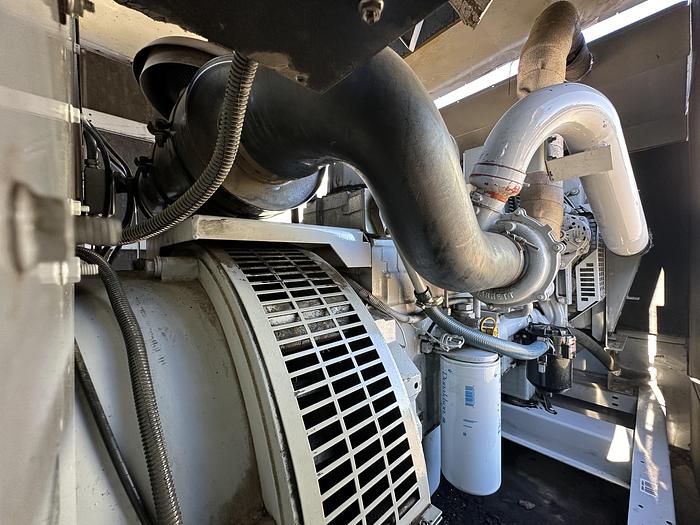 Used Used Detroit Diesel 150DS60 Series 40 7.6L Diesel Generator, 667 Hrs, 150 KW