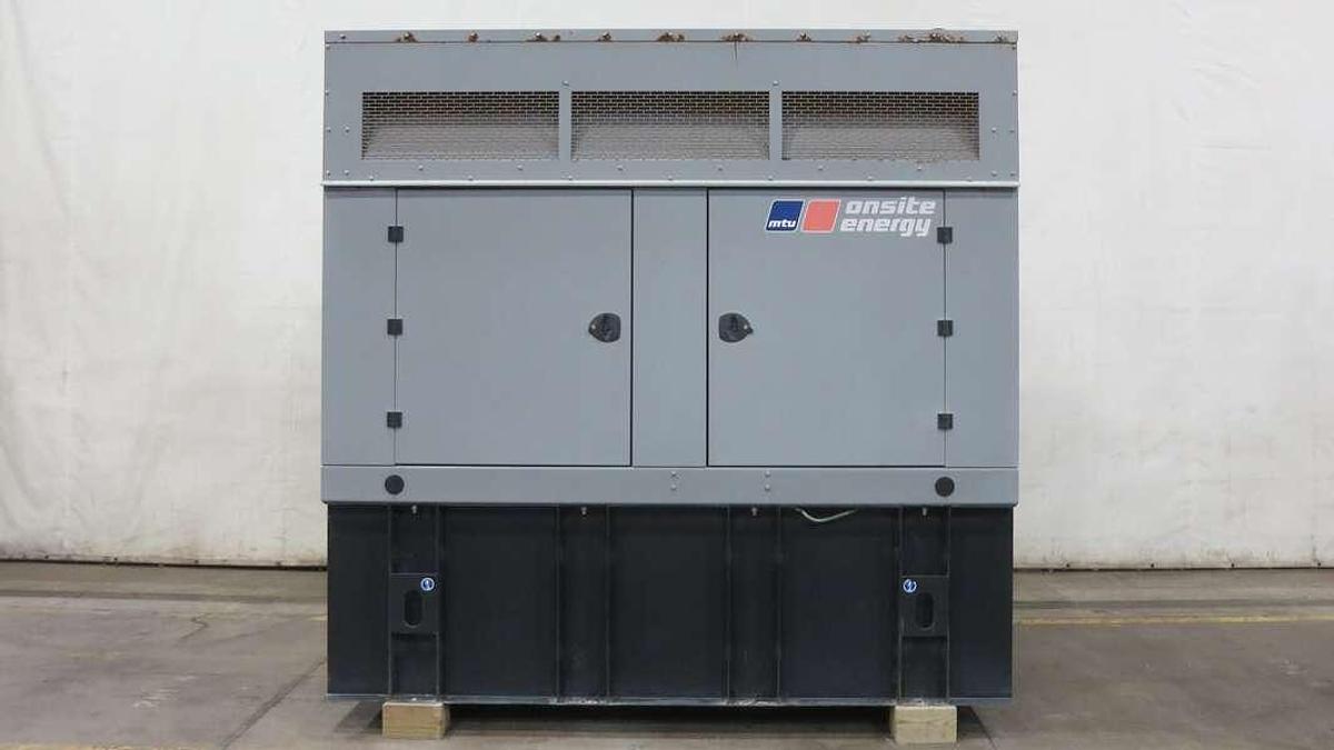 Used Used MTU DS200 Diesel Generator, 34 Hrs, EPA Tier 3 200 kW
