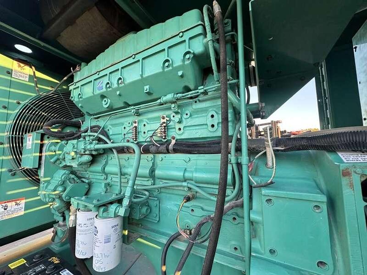 Used Used Cummins DFCB Diesel Generator, 374 Hrs 300 kW