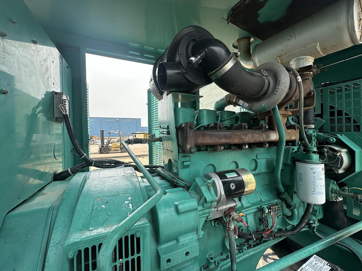 Used Used Cummins DGDA Diesel Generator, 812 Hrs