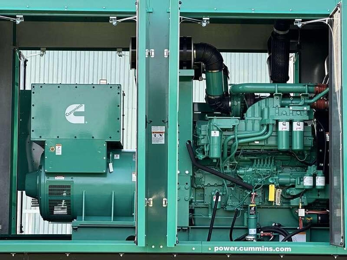 New Cummins DQFAD QST30-G5 NR2 Diesel Generator, EPA Tier 2 $329,900 1000 kW