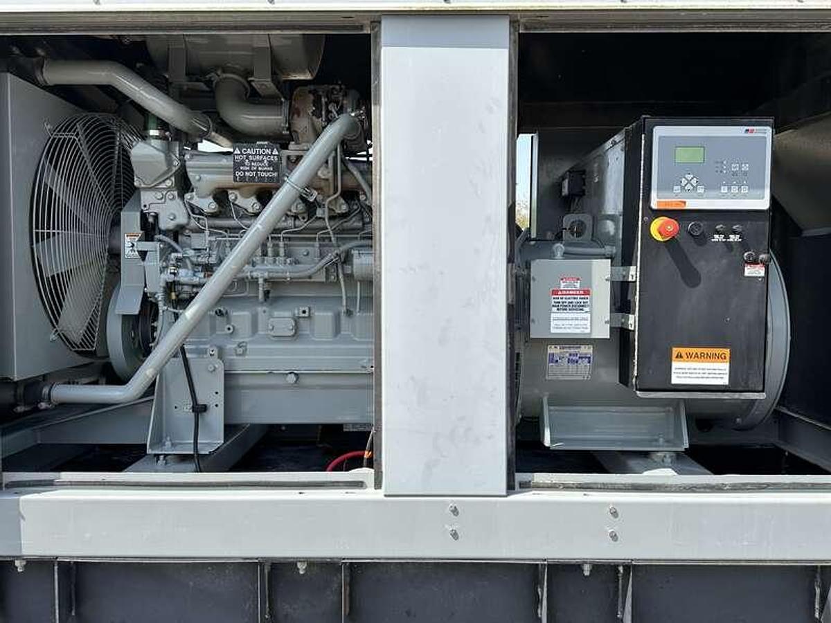 Used Used MTU DS200 Diesel Generator, 34 Hrs, EPA Tier 3  200 kW