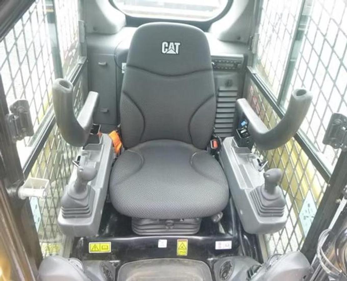 Used CAT 236D3 Compact Wheel Skid Steers 2023