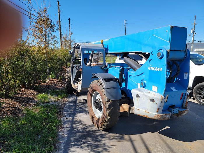 Used 2013 Genie GTH844