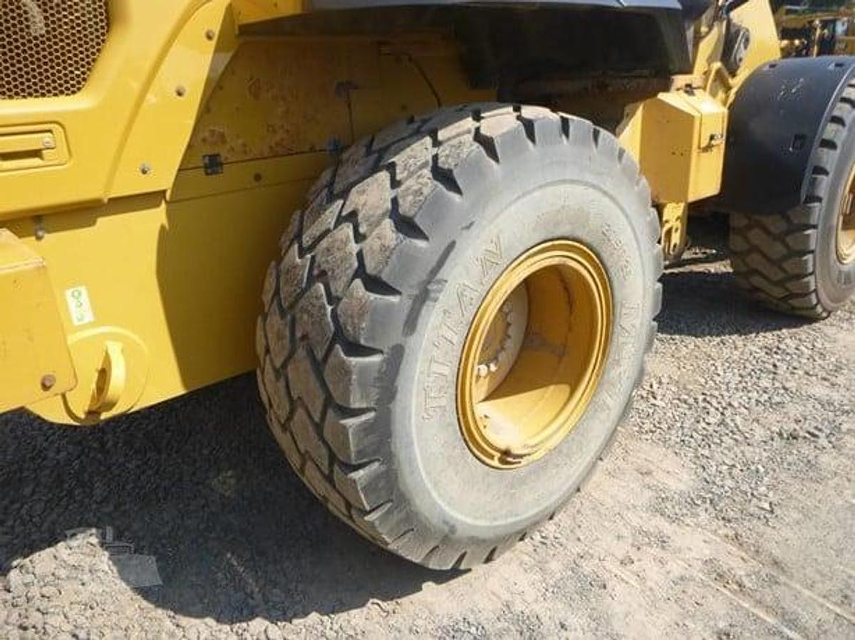 Used 2016 Caterpillar 926M
