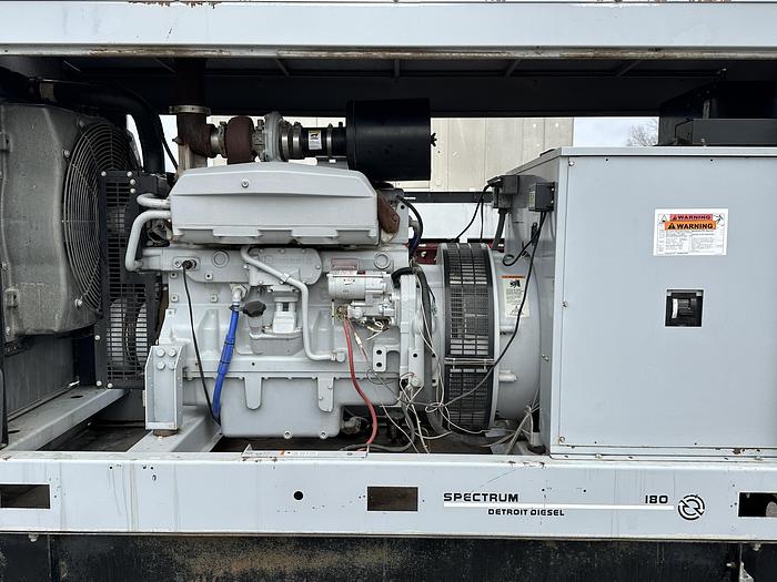 Used Used Detroit Diesel 180DSEJ Diesel Generator 393 Hrs, 180 KW