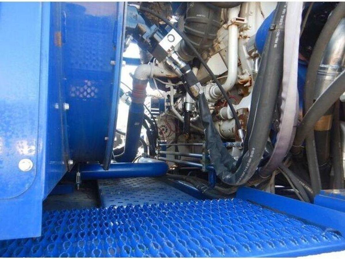 Used 2018 Peterson 5710D Horizontal Grinder - Low Hours, High Capacity