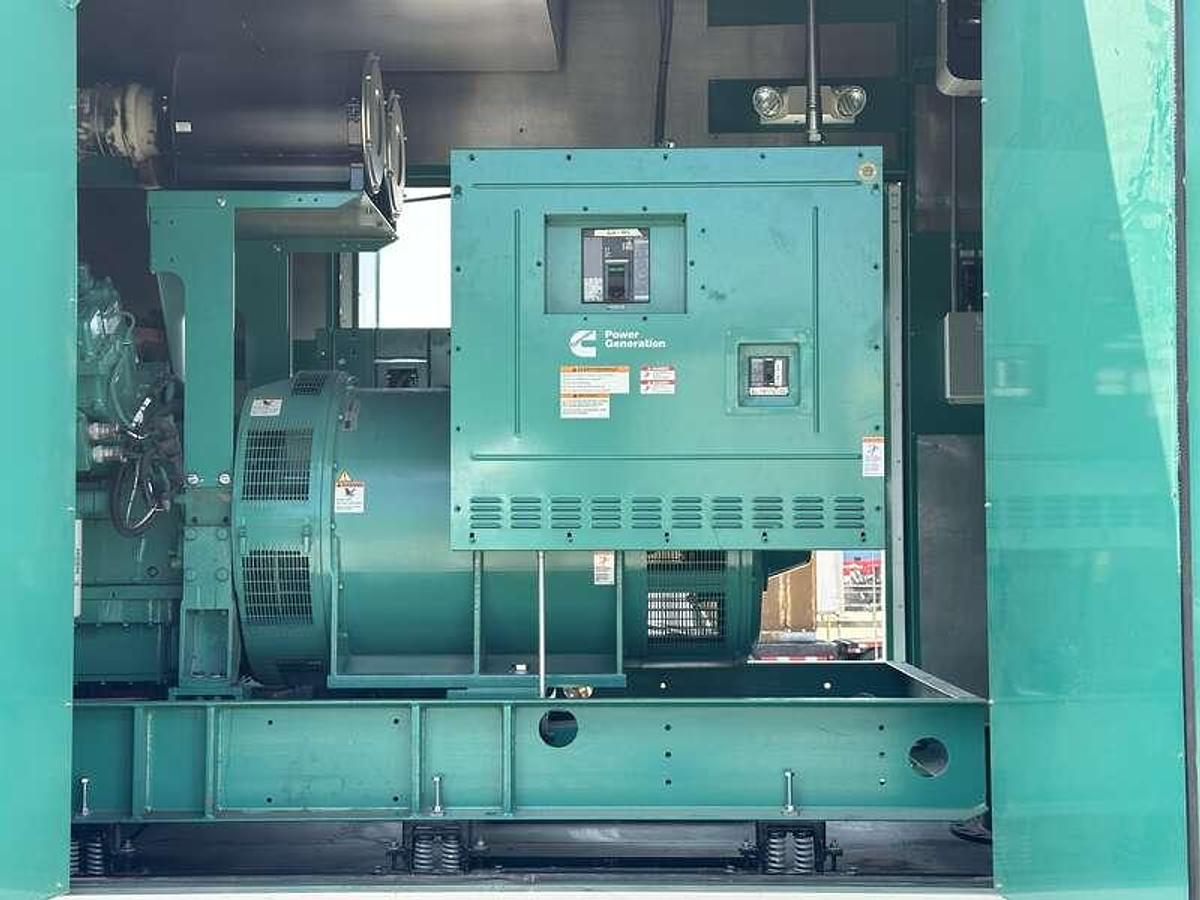 Used Used Cummins DQGAA Diesel Generator, 241 Hrs, EPA Tier 2 1250 kW