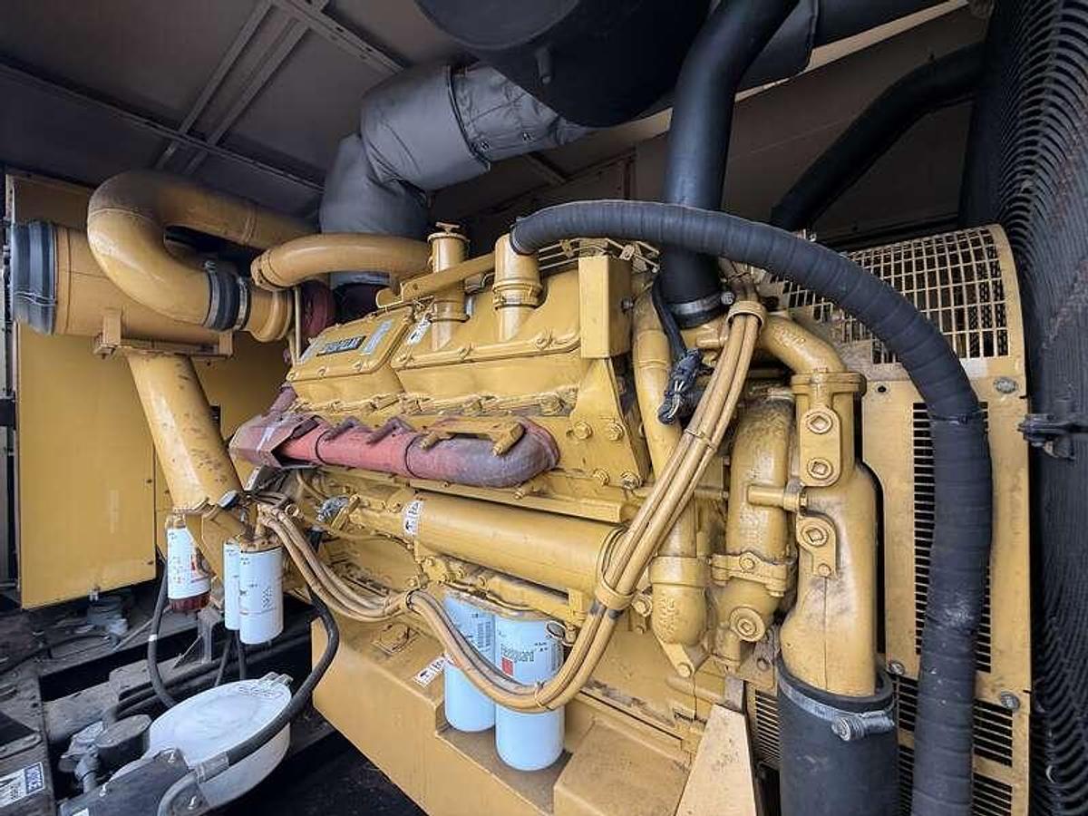 Used Used Caterpillar 3412 Diesel Generator, 465 Hrs  550 kW