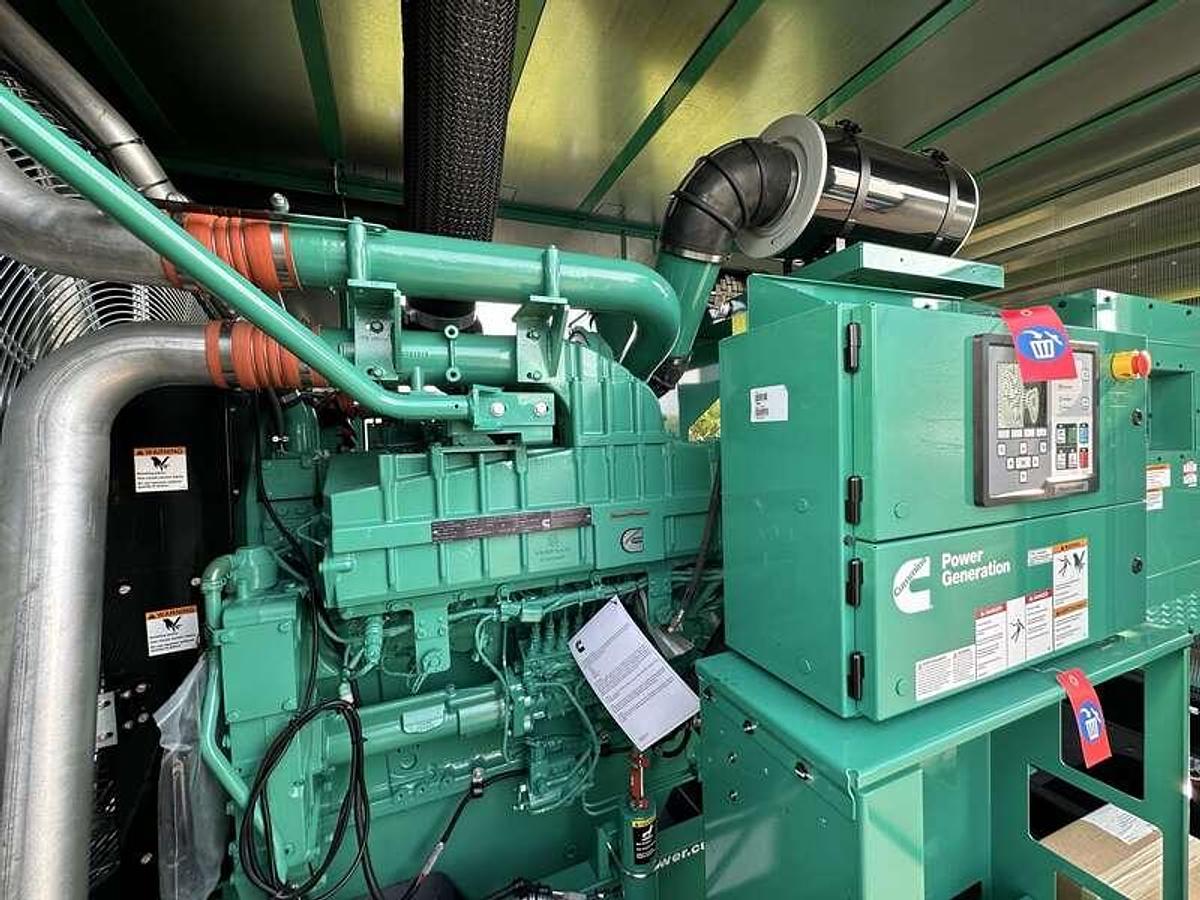 New Cummins DQFAD QST30-G5 NR2 Diesel Generator, EPA Tier 2 $329,900 1000 kW