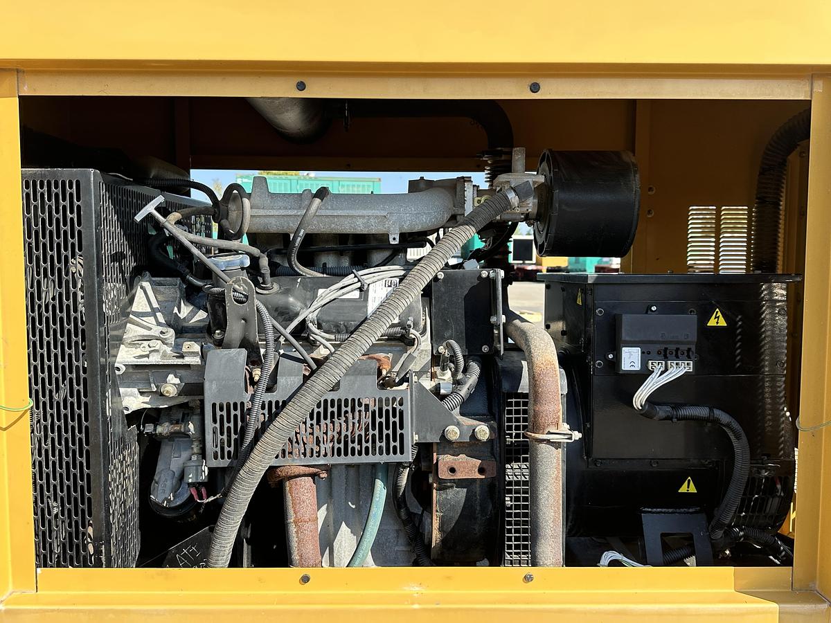 Used Used Caterpillar / Olympian G35F3S Propane Generator, 611 Hrs, Single Phase