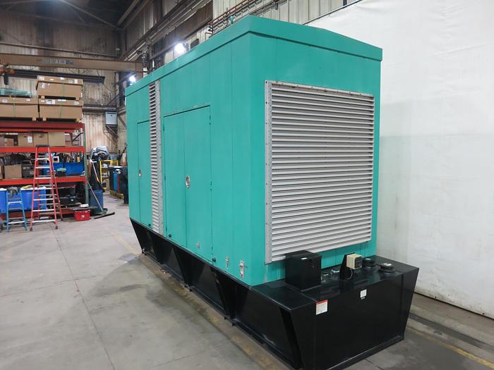 Used Used Cummins DFED KTA19-G4 Diesel Generator, 711 Hrs, 500 KW
