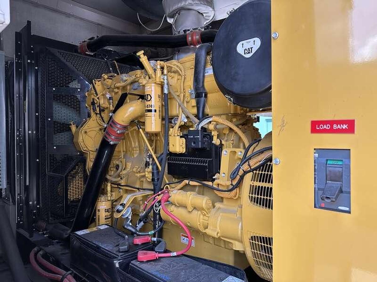 Used Used Caterpillar C15 Diesel Generator 203 Hrs EPA Tier 2 400 kW
