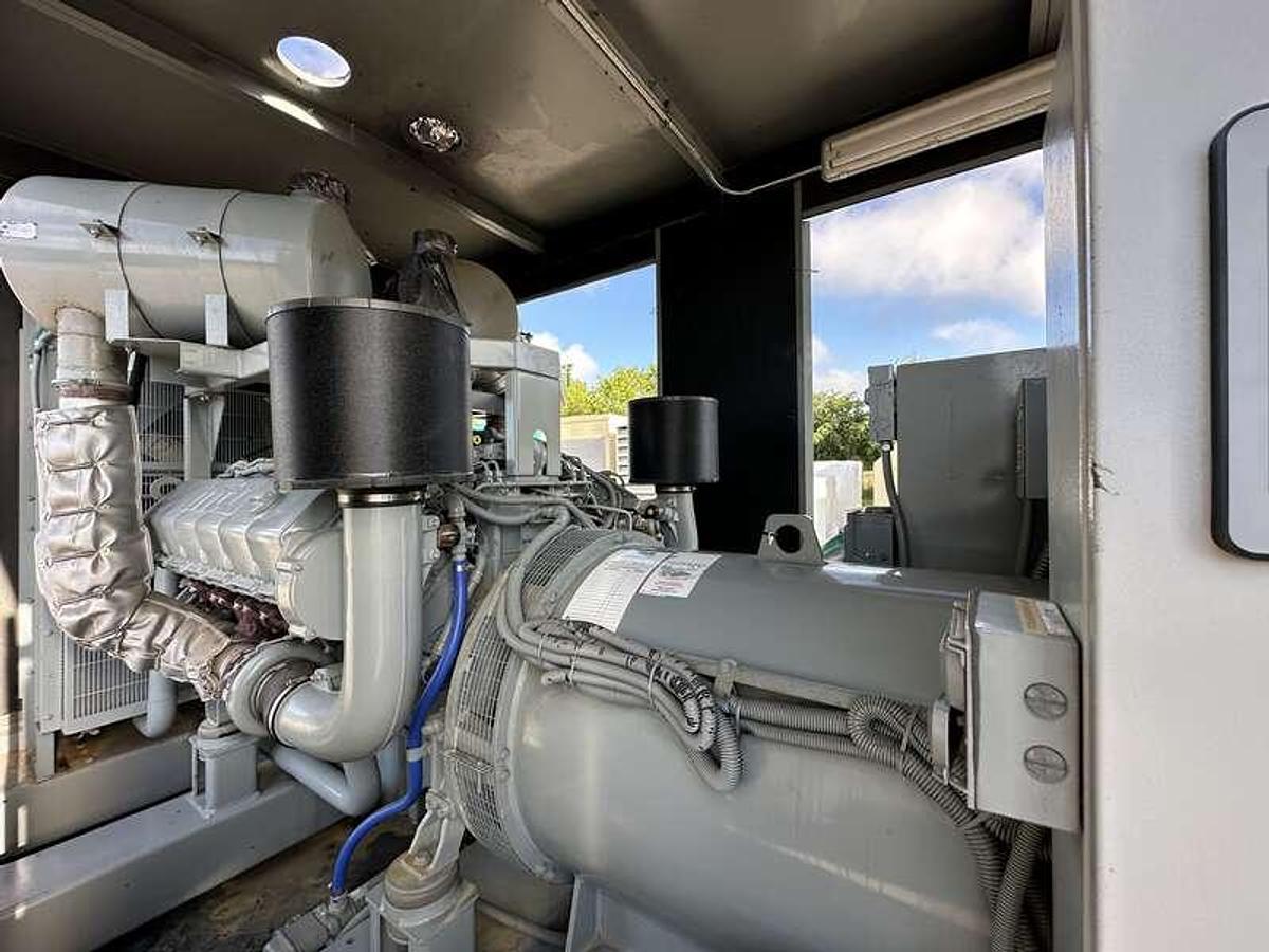 Used Used MTU DS600 12V1600G80S Diesel Generator, 105 Hrs, EPA Tier 2  600 kW