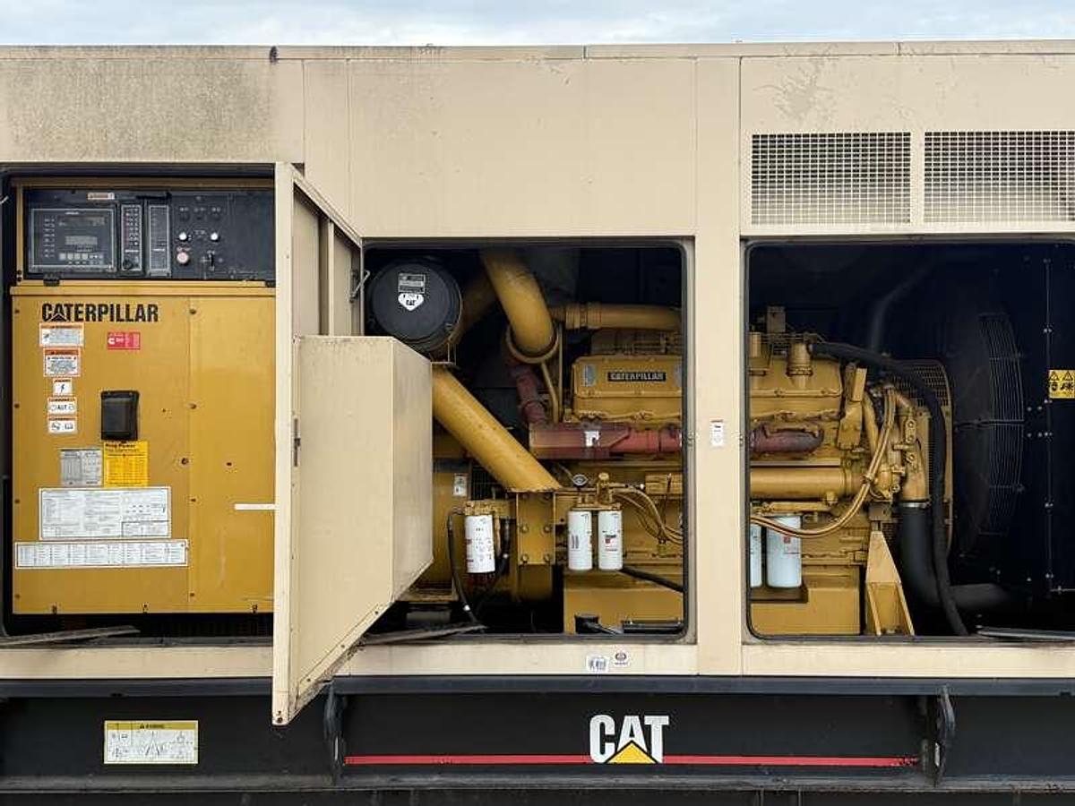 Used Used Caterpillar 3412 Diesel Generator, 465 Hrs  550 kW