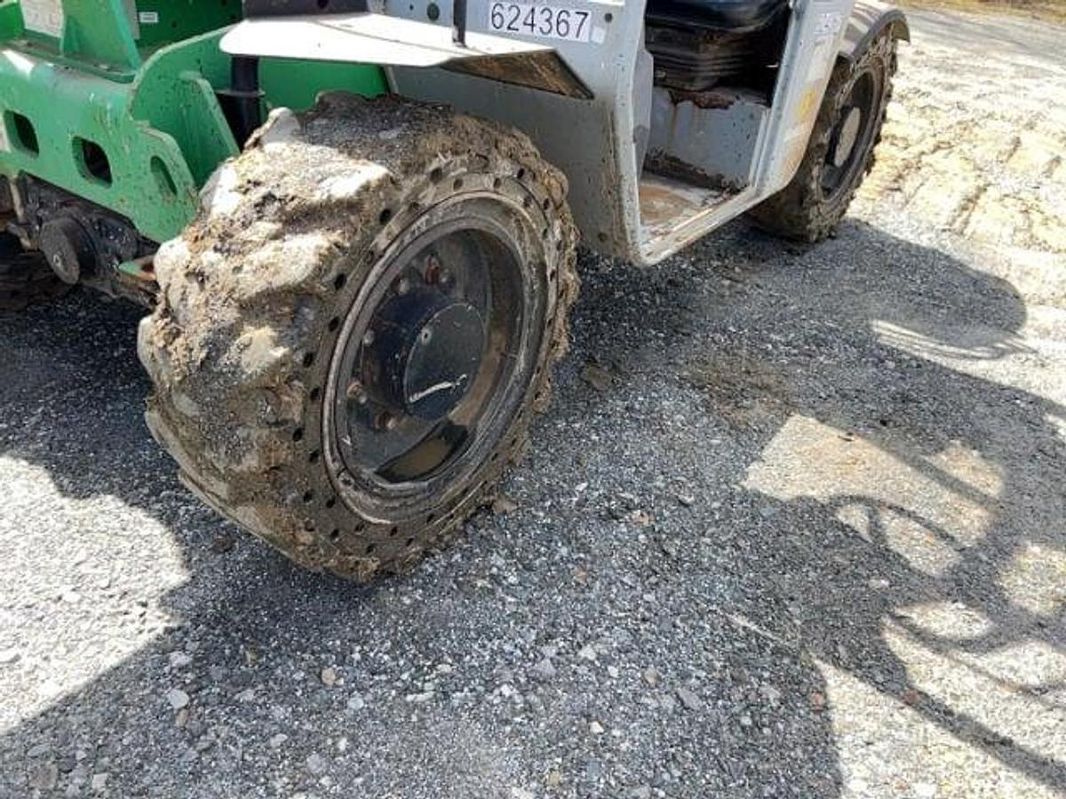 Used 2014 GENIE GTH-5519 Year - 2014 Model - GTH5519 Hours - 2235